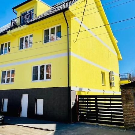 Lemon Premium Apartment Szeged Esterno foto